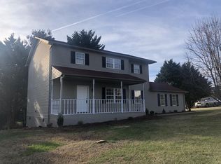 105 Lindsay Ln, Gray, TN 37615