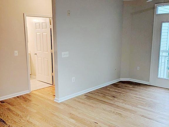 4th image of 2765 Centerboro Dr APT 262