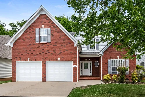 2137 Aberdeen Cir Photo 1