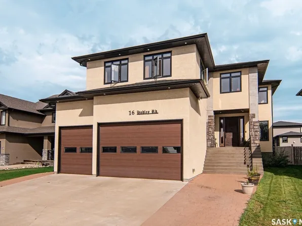 16 Hadley Road, Prince Albert, SK S6X 0A4