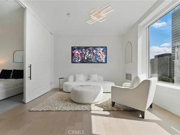 1050 S Grand Ave Unit 705, Los Angeles, CA 90015