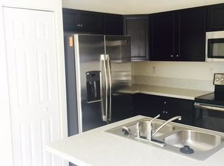 9262 W 33rd Ln, Hialeah, FL 33018
