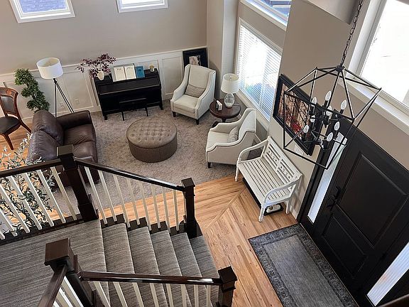 4th image of 2999 Clearwater St