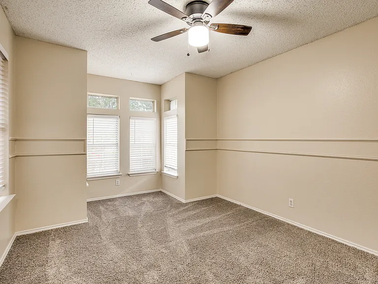 5816 Stone Meadow Ln — Photo 9