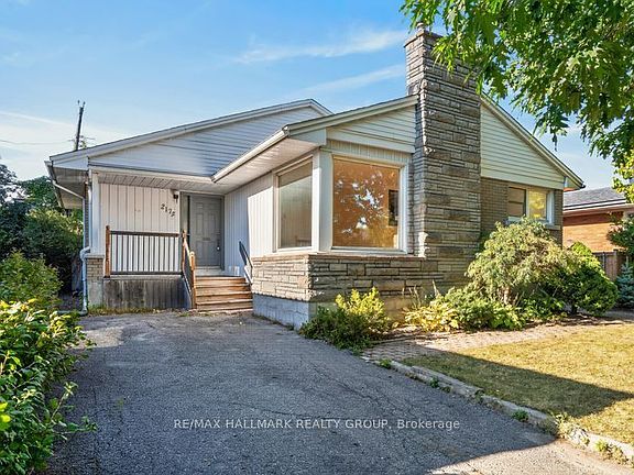 3rd image of 2173 Rushton Rd W