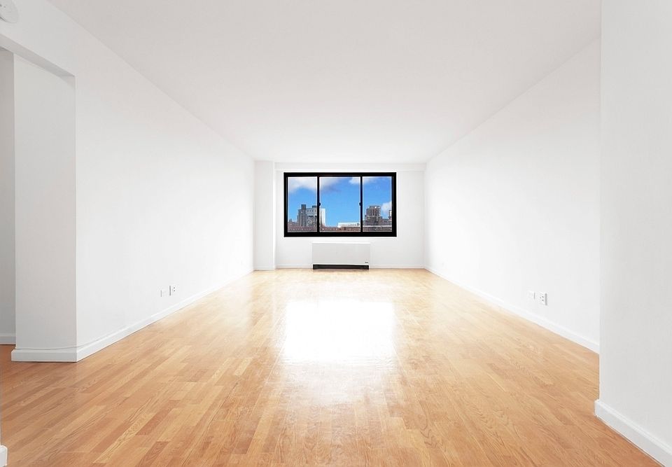1st image of 10 W 135th St APT 15L