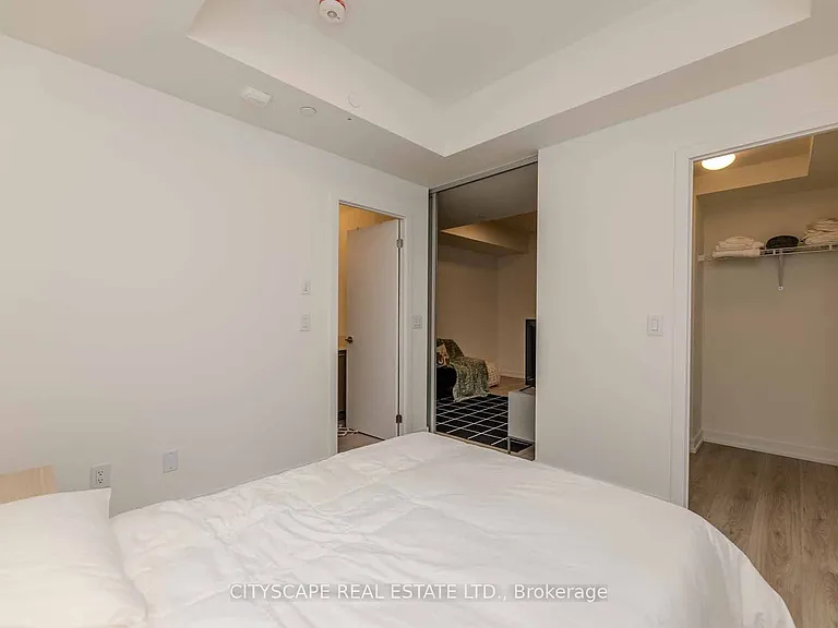 871 Sheppard Ave W #46 — Photo 46