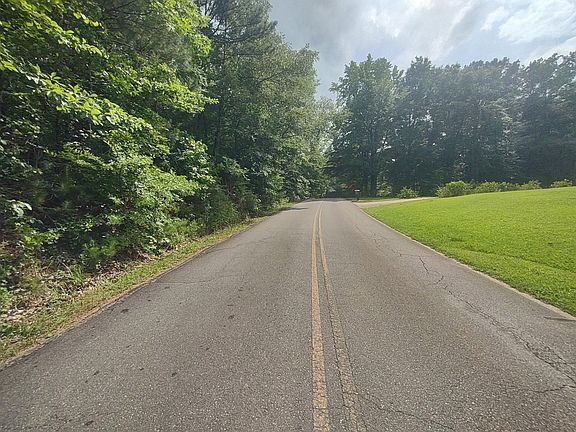 5th image of 113 S Sugar Creek Rd NE