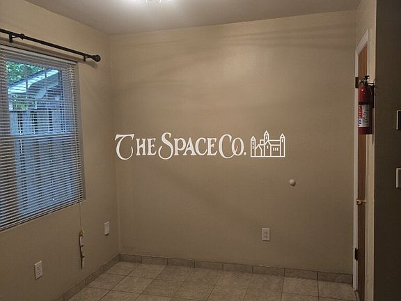 4th image of 262 Fleming Rd APT B