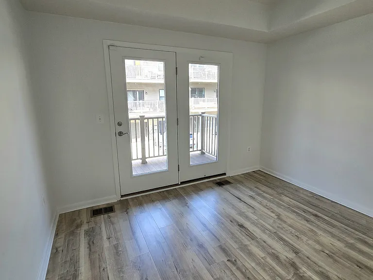 44812 Tiverton Sq — Photo 17