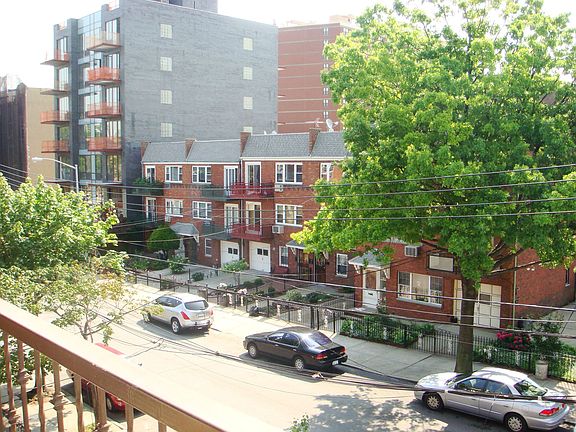 4th image of 2536 27th St APT 2A