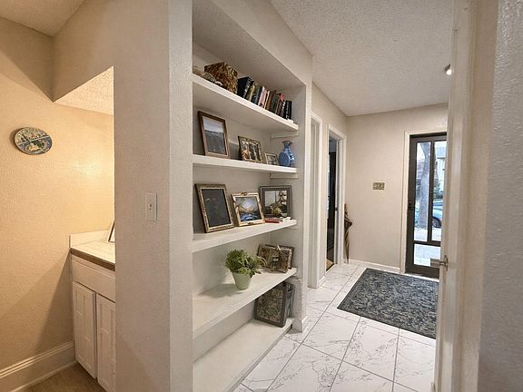 5th image of 518 Campana Ct