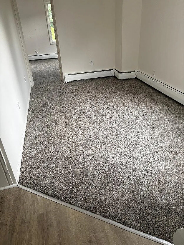 2 bed, 1.0 bath, 874 sqft, $1,600 — Photo 4