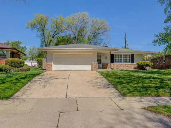 9730 West Hayes PLACE, West Allis, WI 53227