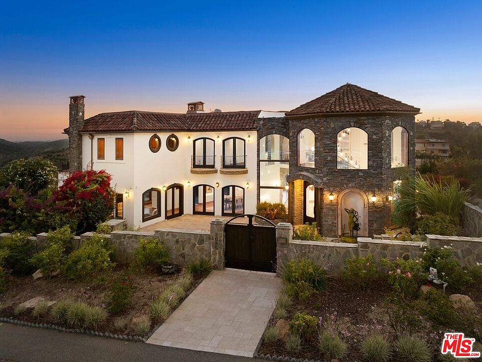 1st image of 2695 Shady Ridge Ln