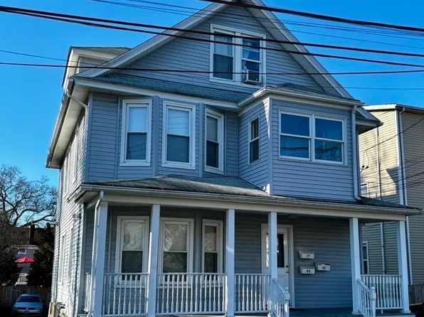 101 Grace St #3, Fairfield, CT 06825