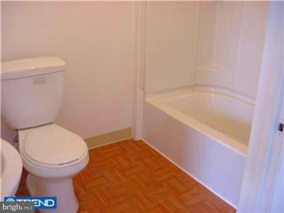 2nd image of 424 Morris St Floor 3