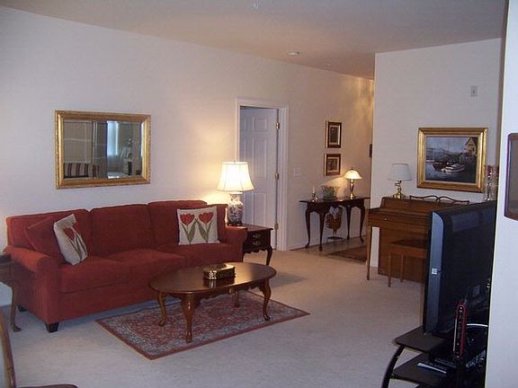 4th image of 100 Watkins Pond Blvd APT 102