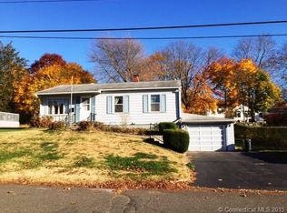 33 Crestwood Rd, Ansonia, CT 06401