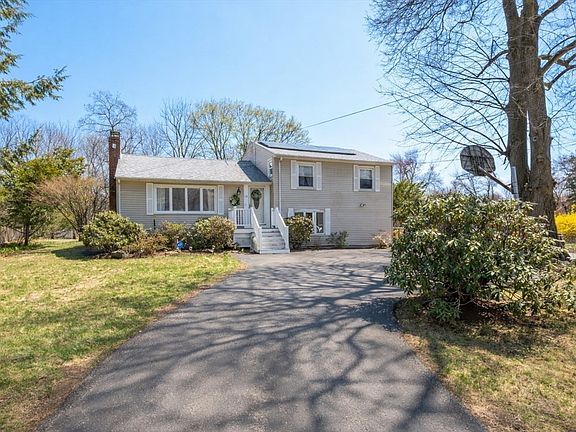 2nd image of 88 Concord Rd