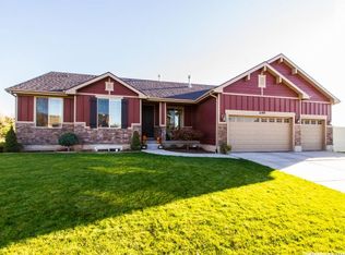 2199 W Sharpshooter Dr, Farmington, UT 84025