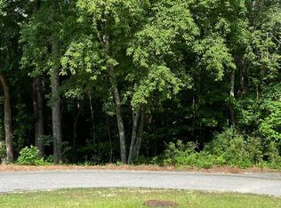 25 Greenville Ln, Pinehurst, NC 28374