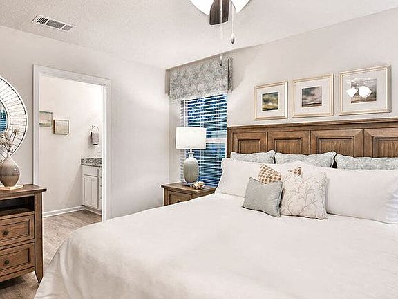 4th image of 3 Egret Ave #1092248
