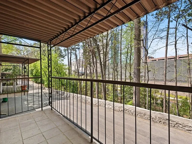 1744 Woodcliff Pl — Photo 28