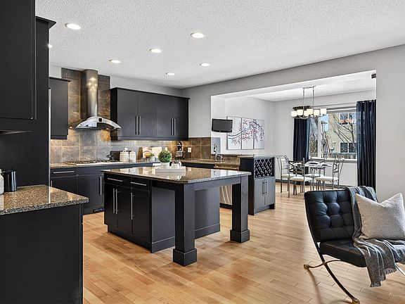 2nd image of 5408 Sunview Bay