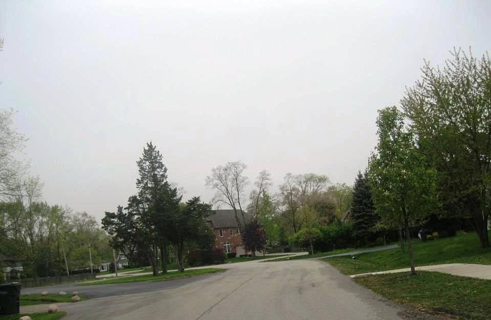 2nd image of 2140 Dehne Rd