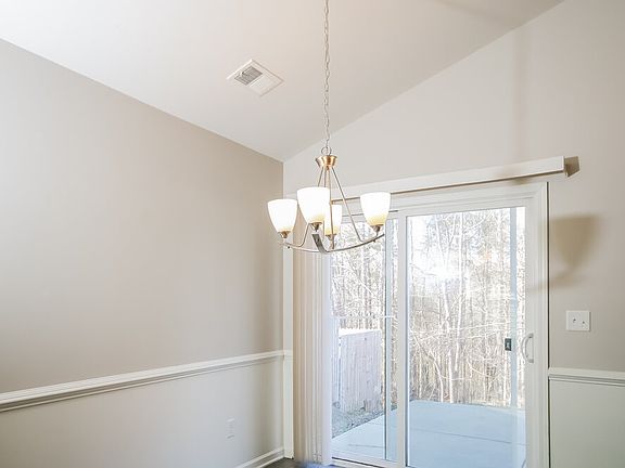 5th image of 9428 Tavistock Ct