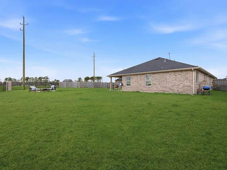 322 Coral Drift Ct — Photo 35