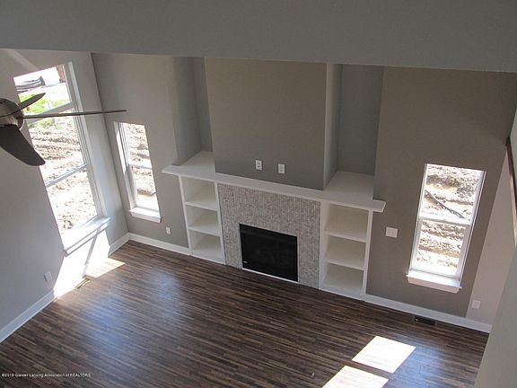 2nd image of 2198 Rolling Hills Dr