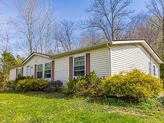 5th image of 619 Seaman Rd