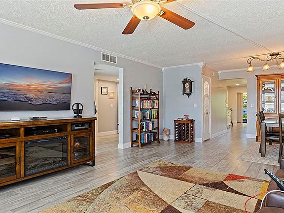 4th image of 4910 BAY STREET NE #310