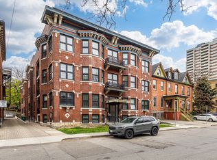 27 Bold St #102, Hamilton, ON L8P 1T3