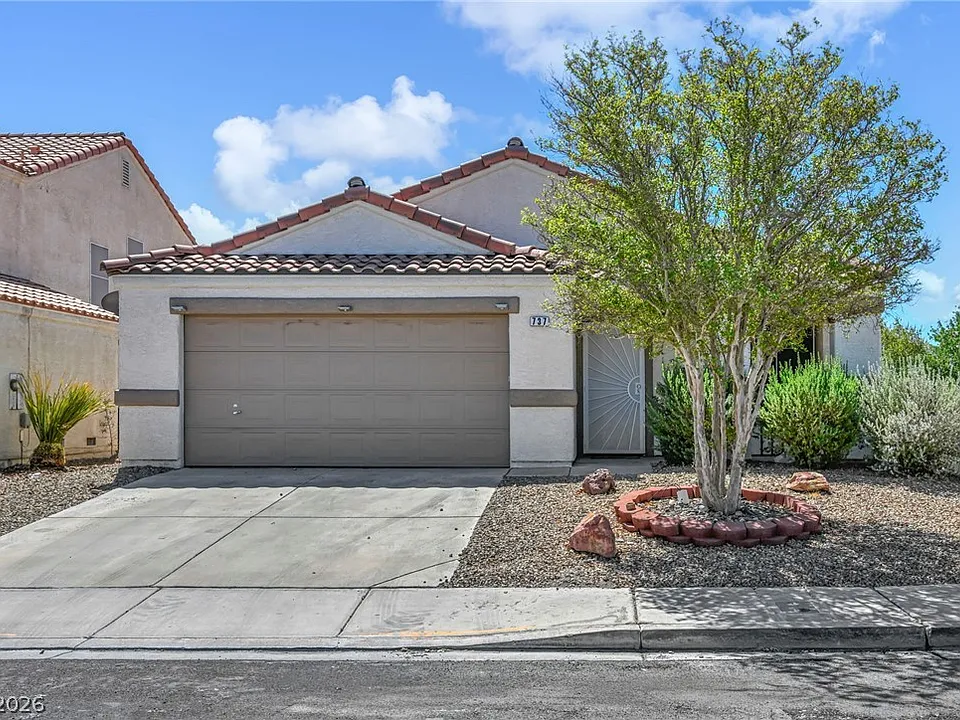 737 Red Bark Ln