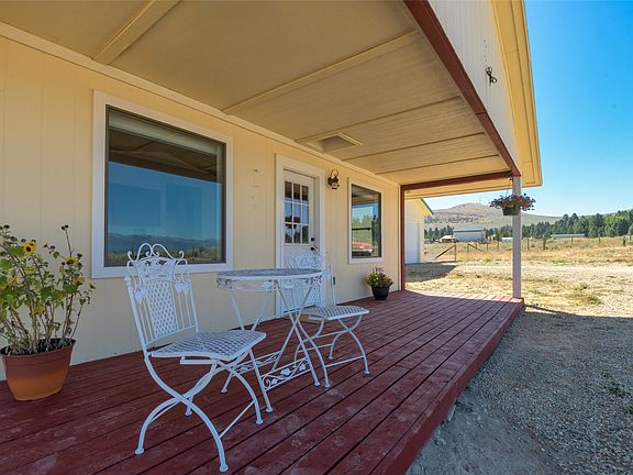 5th image of 1066 Prairie Ln