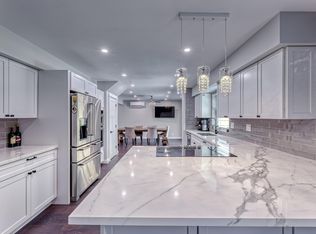 900 NW 17th Ave, Boca Raton, FL 33486