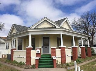 501 N 10th St, Garden City, KS 67846