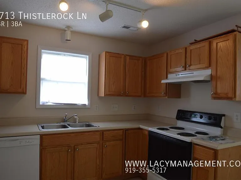 5713 Thistlerock Ln — Photo 3