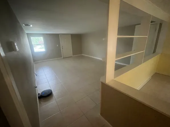 209 2nd St APT 1, Fort Myers, FL 33907