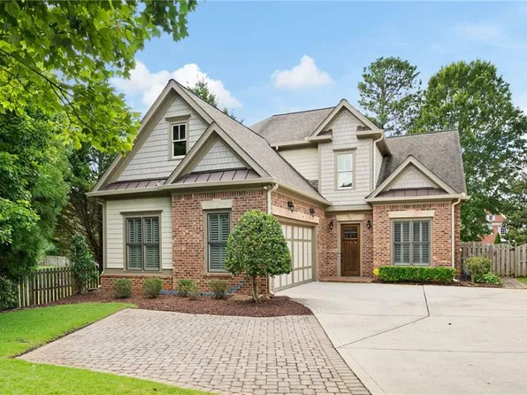 1549 Lake Holcomb Ln, Marietta, GA 30062