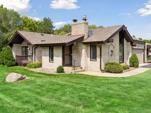 8064 Pennsylvania Rd, Bloomington, MN 55438