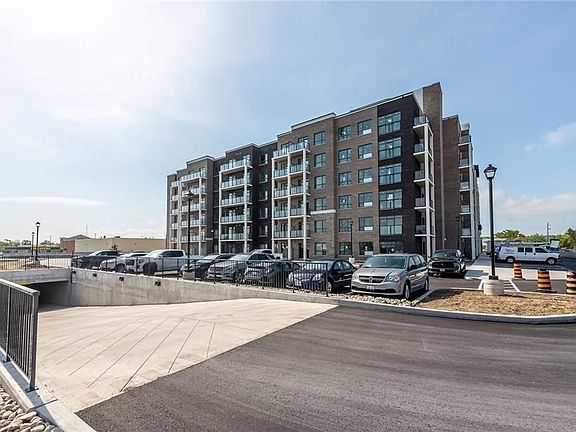 4th image of 5055 Greenlane #225