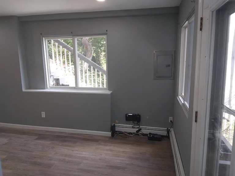 Woodland Ln — Photo 3