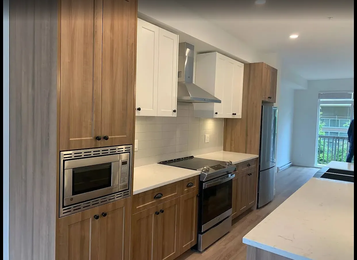 3 bed, 1400 sqft, $3,200 — Photo 2