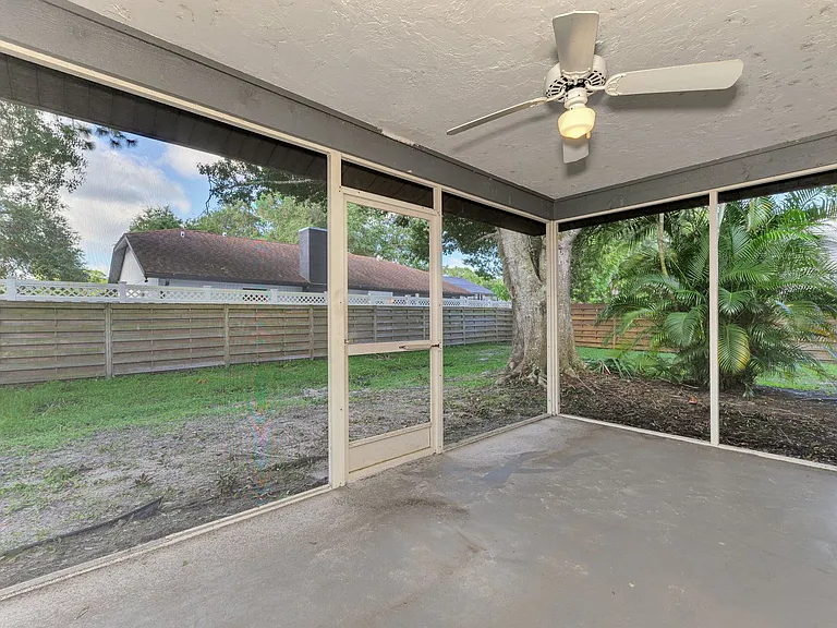 3026 Grafton St — Photo 35
