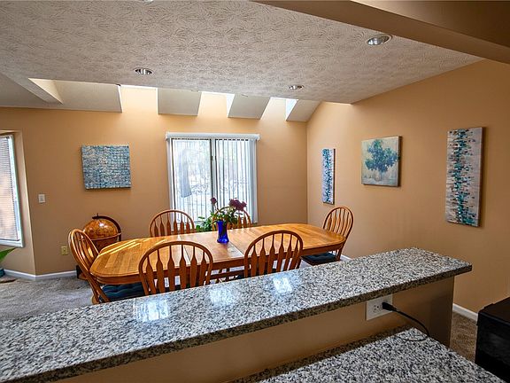 3rd image of 47 Running Brook Ln