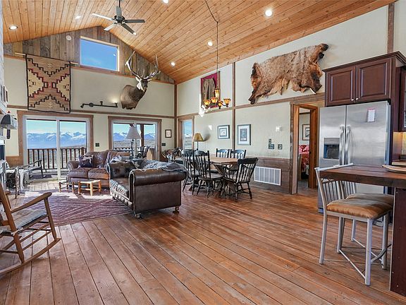 3rd image of 375 Double D Rd